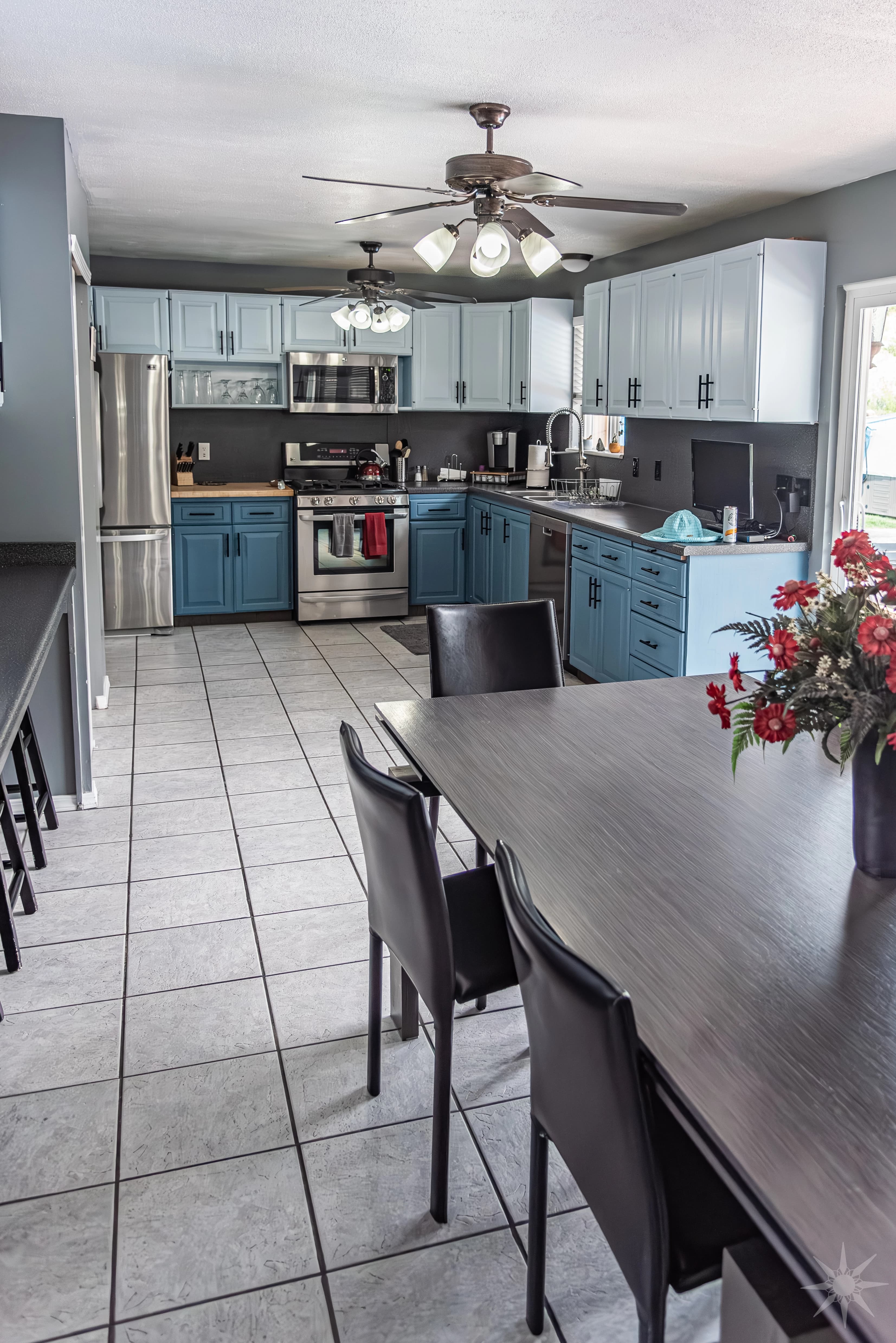 spacious kitchen at hidden retreat